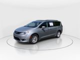 Used 2017 Chrysler Pacifica Touring-L image 5