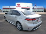 Used 2021 Toyota Corolla LE image 3
