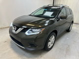 Used 2016 Nissan Rogue SV image 3