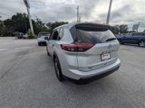 Used 2024 Nissan Rogue S image 5
