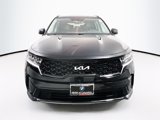 Used 2023 Kia Sorento S image 2