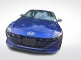 Used 2021 Hyundai Elantra SE image 3