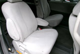 Used 2012 Toyota Sienna LE image 6