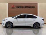 Used 2022 Kia Forte GT image 2