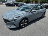 Used 2023 Hyundai Elantra SEL w/ Convenience Package image 3
