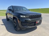 New 2025 Jeep Grand Cherokee Altitude image 4