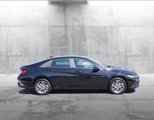 Used 2024 Hyundai Elantra SEL image 5