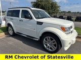 Used 2007 Dodge Nitro R/T image 3