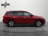Used 2020 Nissan Pathfinder SV image 2