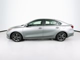 Used 2024 Kia Forte LXS image 4