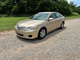 Used 2010 Toyota Camry LE image 2