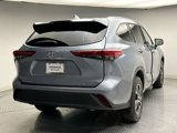Used 2021 Toyota Highlander XLE image 3