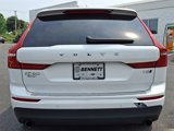 Used 2021 Volvo XC60 T5 Momentum w/ Premium Package image 5