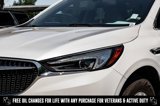 Used 2020 Buick Enclave Essence image 2