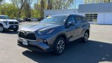 Certified 2024 Toyota Highlander XLE image 3