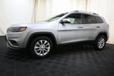 Used 2019 Jeep Cherokee Latitude w/ Popular Appearance Group image 5
