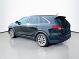 Used 2019 Kia Sorento LX image 5
