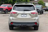 Used 2015 Toyota Highlander XLE image 5