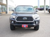 Used 2018 Toyota Tacoma TRD Off-Road image 2