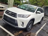 Used 2018 Toyota Highlander SE image 3