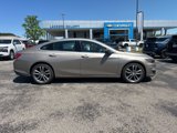 Used 2022 Chevrolet Malibu LT image 2