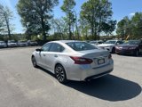Used 2018 Nissan Altima 2.5 SV image 2