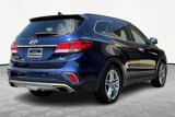 Used 2017 Hyundai Santa Fe SE image 2