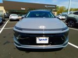 New 2025 Hyundai Sonata SE image 2