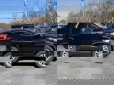 Used 2020 Chevrolet Traverse LT image 2