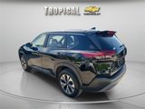 Used 2023 Nissan Rogue SV image 3
