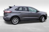 Used 2021 Ford Edge SEL w/ Convenience Package image 5