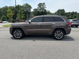 Used 2017 Jeep Grand Cherokee Overland w/ Jeep Active Safety Group image 5