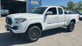Used 2021 Toyota Tacoma 4x4 Access Cab image 2