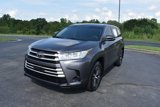 Used 2019 Toyota Highlander LE image 2