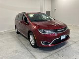 Used 2017 Chrysler Pacifica Touring-L image 4