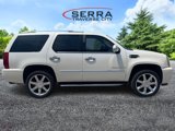 Used 2007 Cadillac Escalade AWD w/ Information Package image 4