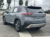 Used 2022 Nissan Rogue Platinum image 5