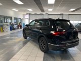 Used 2022 Volkswagen Tiguan SE image 3