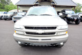 Used 2003 Chevrolet Suburban Z71 image 2
