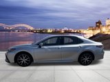 Used 2023 Toyota Camry SE image 2