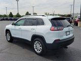 Used 2019 Jeep Cherokee Latitude w/ Popular Appearance Group image 4