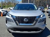 Used 2022 Nissan Rogue SV image 2