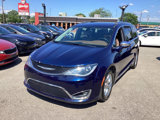 Used 2017 Chrysler Pacifica Limited image 5