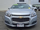 Used 2016 Chevrolet Malibu LT image 2