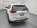Used 2018 Nissan Rogue SL w/ Premium Package image 6