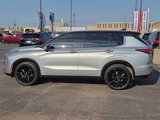 Used 2023 Mitsubishi Outlander SEL image 2