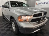 Used 2019 RAM 1500 Classic SLT w/ Luxury Group image 2