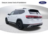 Used 2024 Volkswagen Atlas Peak Edition SE image 5