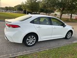 Used 2022 Toyota Corolla LE image 5