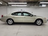 Used 2004 Ford Taurus SE image 4